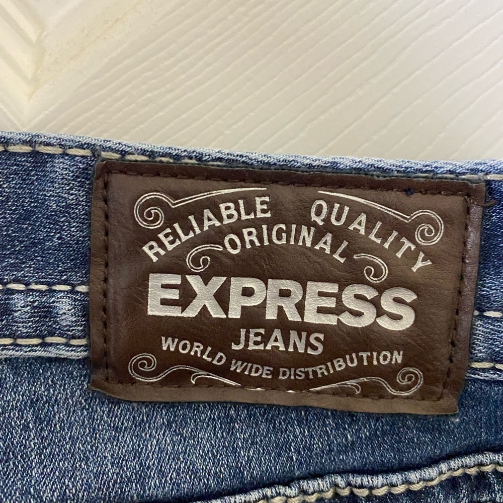 Express Jeans - Picture 3 of 3